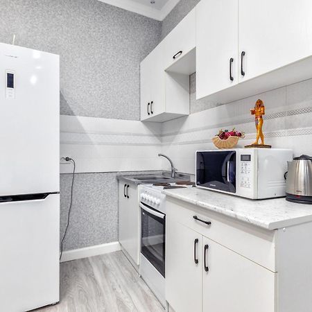 Прекрасная Студия В Элитном Доме Pavlodar Exterior foto