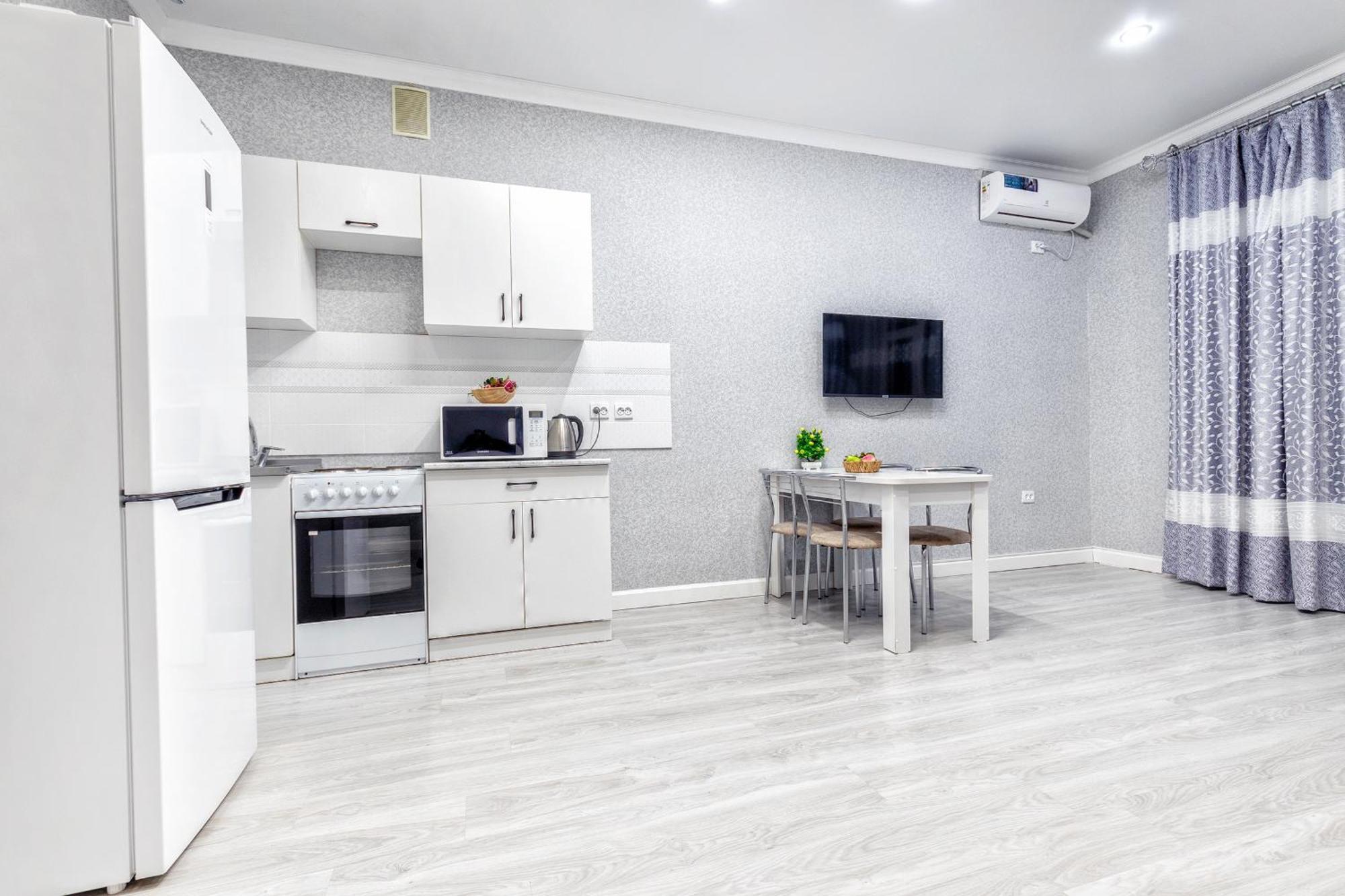 Прекрасная Студия В Элитном Доме Pavlodar Exterior foto