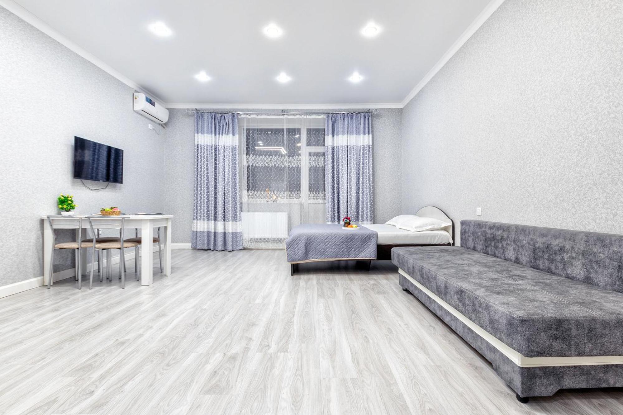 Прекрасная Студия В Элитном Доме Pavlodar Exterior foto